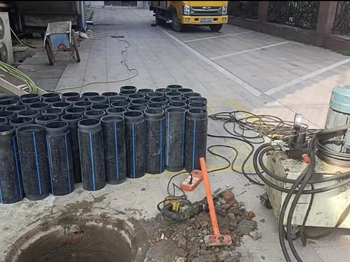 陵川PE置换管厂家 DN315置换管 非开挖管短管置换